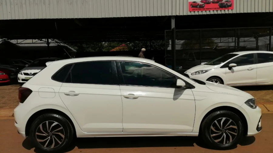 Used 2022 VW Polo hatch 1.0TSI Life manual - Praise Motors Used 2022 VW Polo hatch 1.0TSI Life manual - Praise Motors