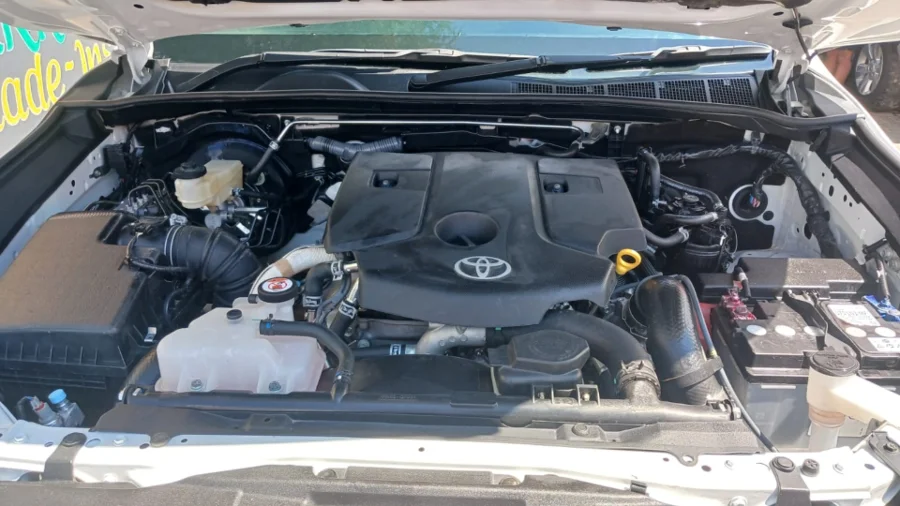 Used  2022 Toyota Hilux 2.4GD-6 RAISED BODY  EXTRA  CAB 4x2 - TJ Auto Car Sales