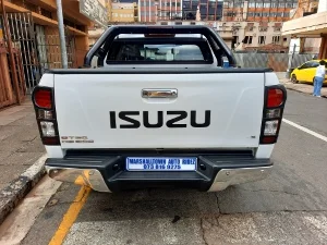 Used  2015 Isuzu KB 300D-Teq double cab 4x4 LX