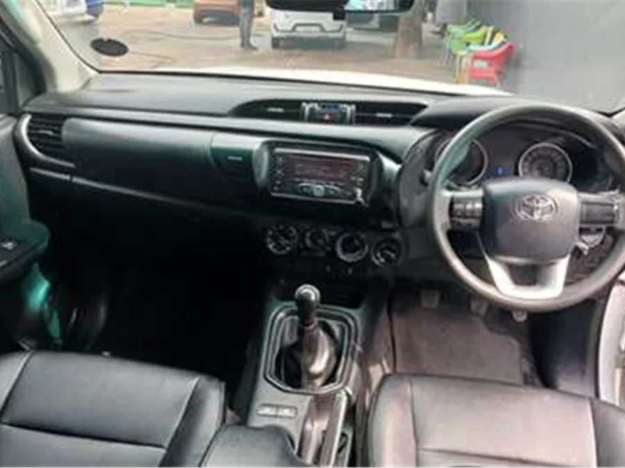 Used  2017 Toyota Hilux 2.4GD-6 double cab 4x4 SR - TJ Auto Car Sales