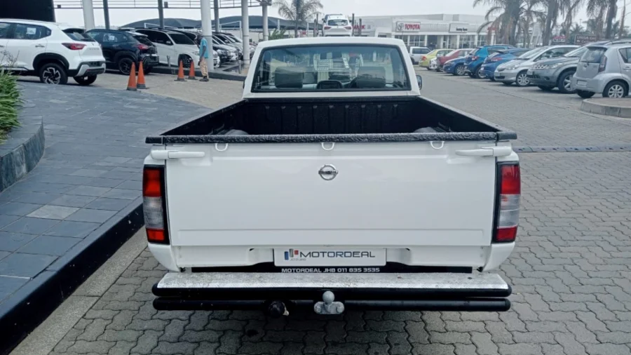 Used  2017 Nissan NP300 Hardbody 2.0 (aircon) - Motordeal Joburg