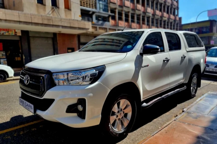 Used 2020 Toyota Hilux 2.4GD-6 double cab SRX - Dee Cars Used 2020 Toyota Hilux 2.4GD-6 double cab SRX - Dee Cars