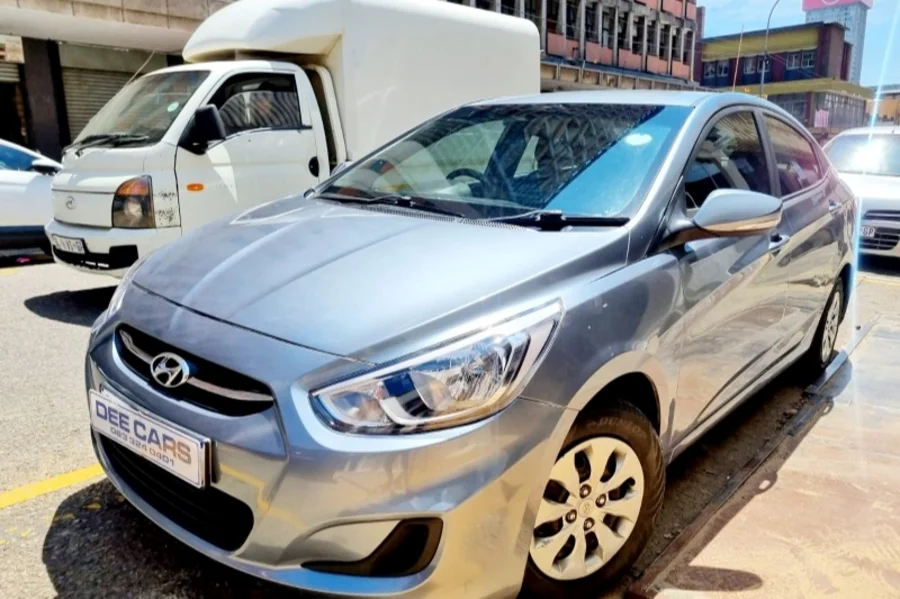 Used 2019 Hyundai Accent sedan 1.6 Fluid - Dee Cars Used 2019 Hyundai Accent sedan 1.6 Fluid - Dee Cars