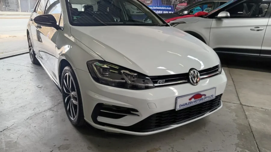 Used  2020 VW Golf 1.0TSI Comfortline R-Line - Charlesn Motors Enterprise