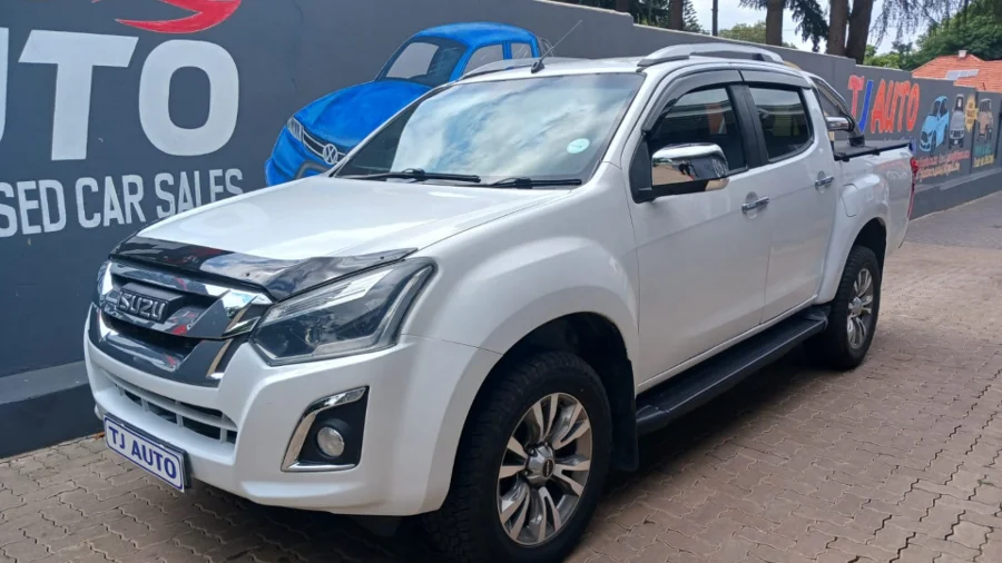 Used 2021 Isuzu KB 300D-Teq double cab LX auto - TJ Auto Car Sales Used 2021 Isuzu KB 300D-Teq double cab LX auto - TJ Auto Car Sales