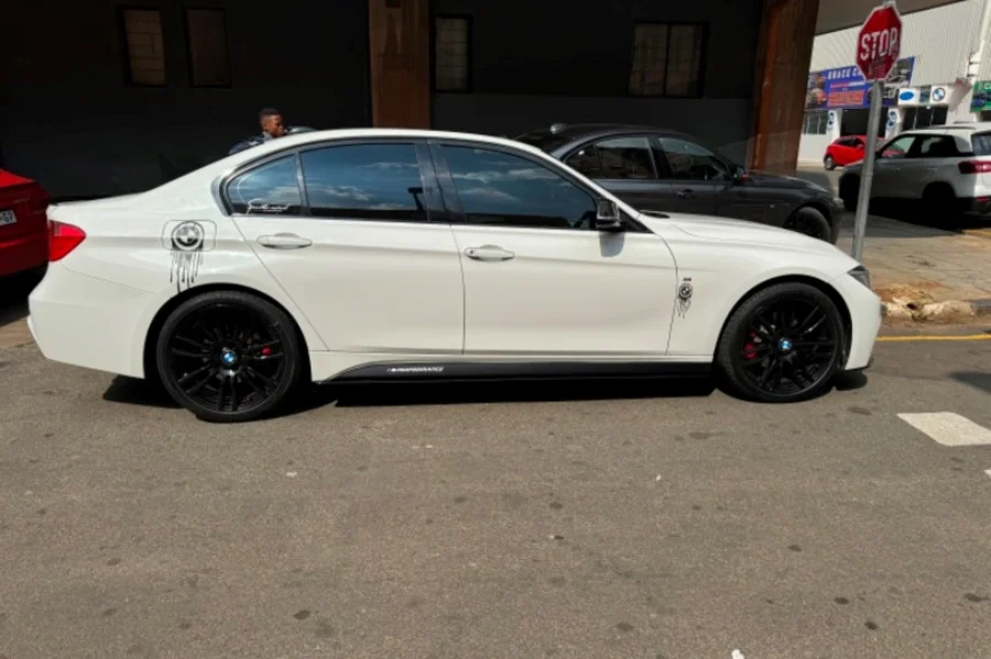Used 2015 BMW 3 Series 320d M Performance edition sports-auto - Marshalltown Auto Ridez Used 2015 BMW 3 Series 320d M Performance edition sports-auto - Marshalltown Auto Ridez