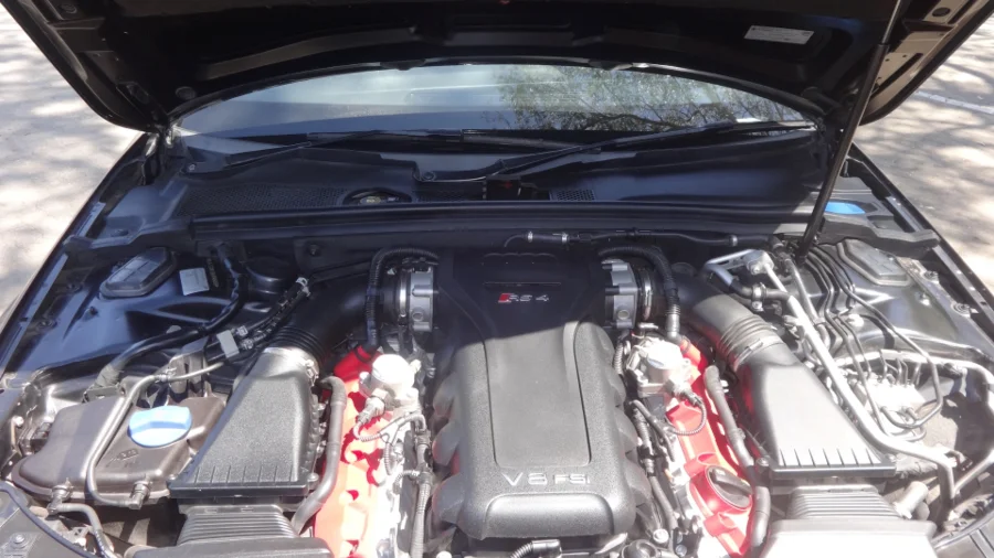 Used  2012 Audi RS4 Avant quattro - Nigel Auto Centre