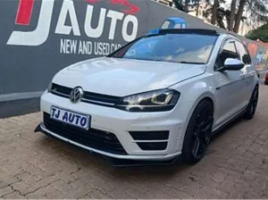 Used  2017 VW Golf R