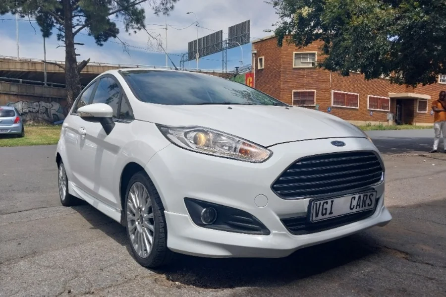 Used 2018 Ford Fiesta 1.0T Titanium - Venture Giant Investment