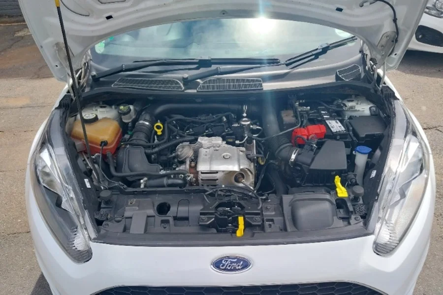 Used  2017 Ford Fiesta 5-door 1.0T Titanium - Venture Giant Investment