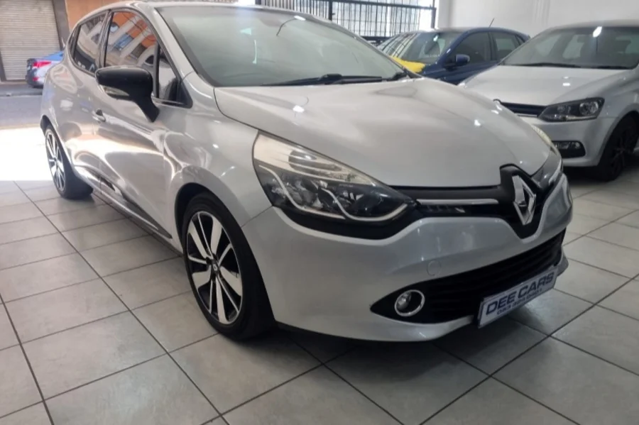 Used 2014 Renault Clio 1.4 Expression 5-door - Dee Cars Used 2014 Renault Clio 1.4 Expression 5-door - Dee Cars