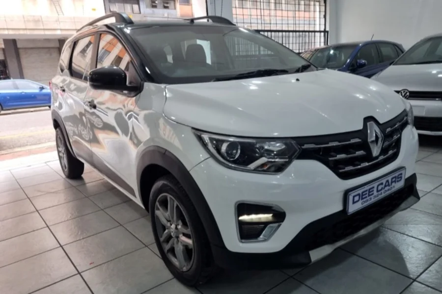Used  2023 Renault Triber 1.0 Prestige - Dee Cars