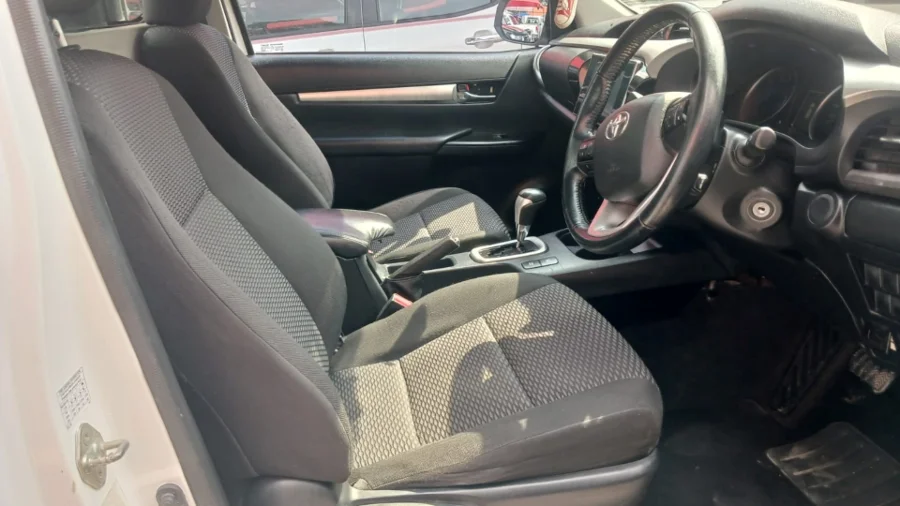 Used 2019 Toyota Hilux 2.8GD-6 Raider auto - TJ Auto Car Sales Used 2019 Toyota Hilux 2.8GD-6 Raider auto - TJ Auto Car Sales