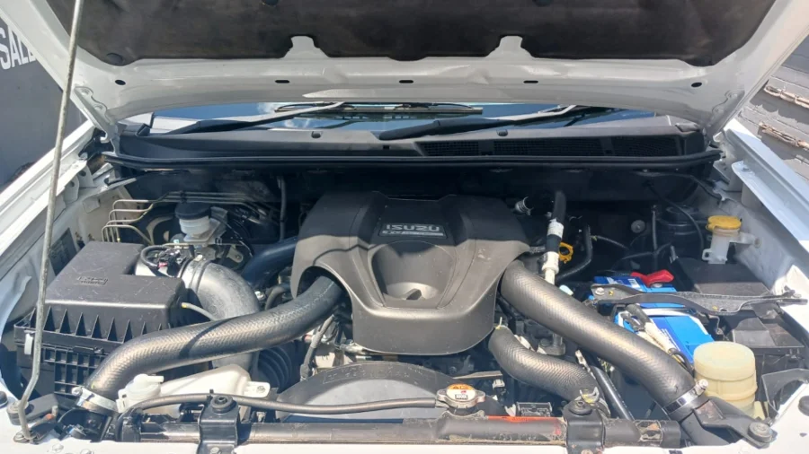 Used  2019 Isuzu D-Max 250 double cab 4x4 Hi-Ride - TJ Auto Car Sales