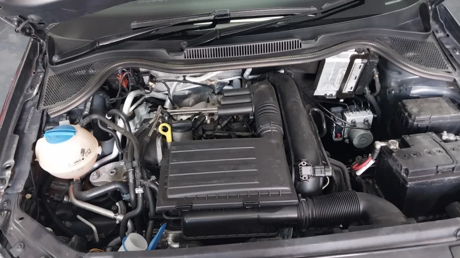 Used 2015 Volkswagen Polo hatch 1.2TSI beats - Venture Giant Investment