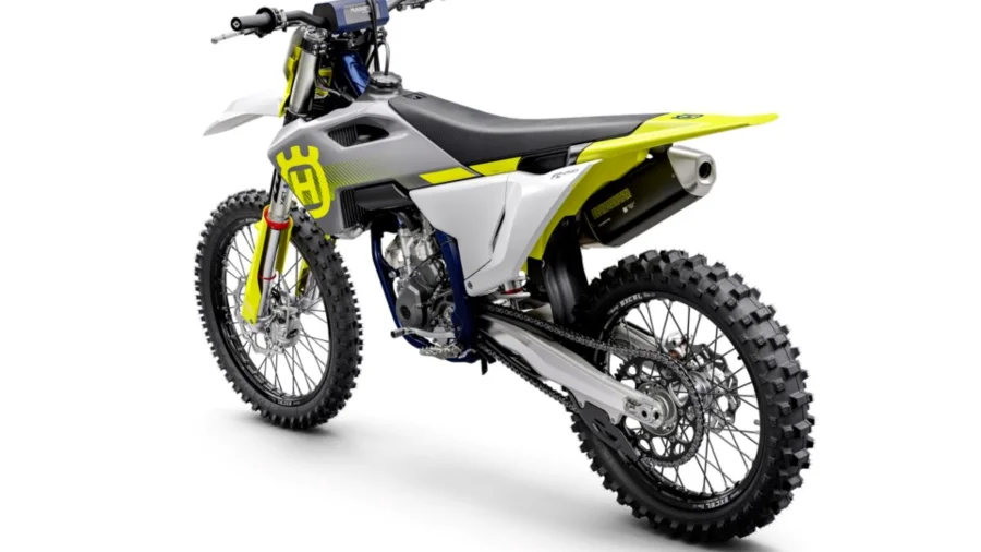 New 2024 Husqvarna FC 250 Motocross - FAST KTM New 2024 Husqvarna FC 250 Motocross - FAST KTM