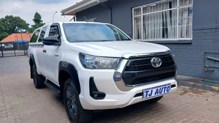 Used 2023 Toyota Hilux 2.4GD-6 4x4 - TJ Auto Car Sales Used 2023 Toyota Hilux 2.4GD-6 4x4 - TJ Auto Car Sales