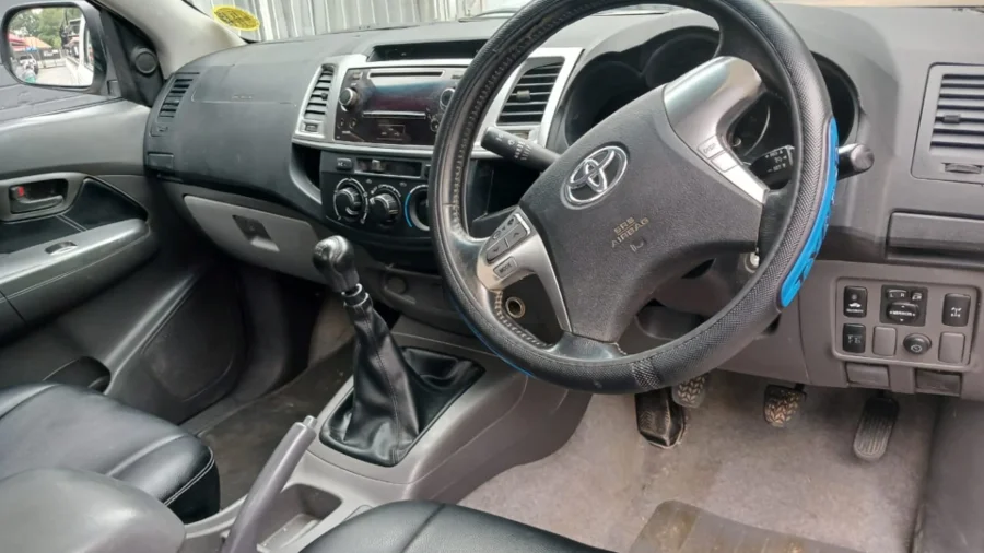 Used 2014 Toyota Hilux 3.0D-4D Raider - TJ Auto Car Sales Used 2014 Toyota Hilux 3.0D-4D Raider - TJ Auto Car Sales