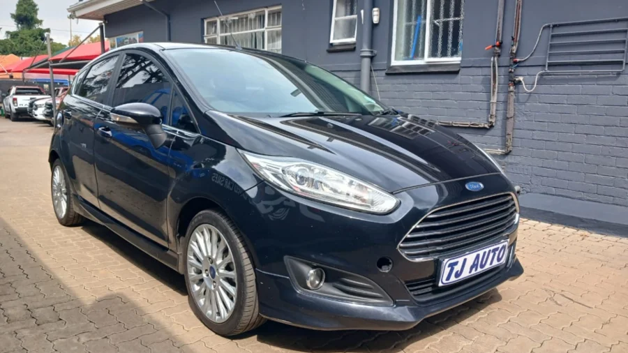 Used  2017 Ford Fiesta 5-door 1.0T Titanium auto - TJ Auto Car Sales