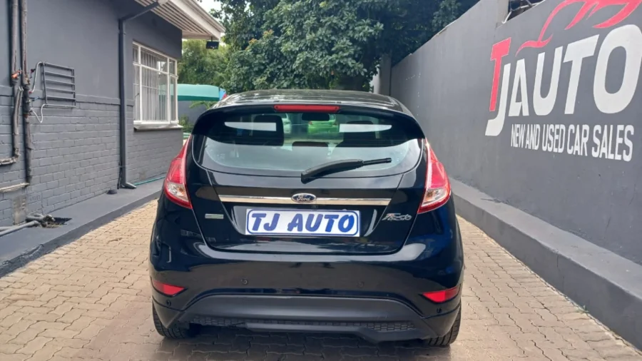 Used  2017 Ford Fiesta 5-door 1.0T Titanium auto - TJ Auto Car Sales
