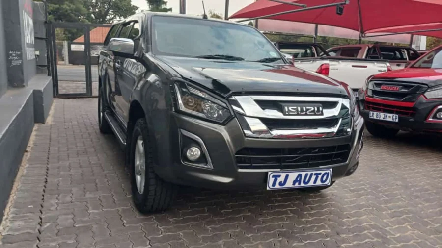 Used  2014 Isuzu KB 300D-Teq double cab LX auto - TJ Auto Car Sales