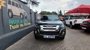 Used  2014 Isuzu KB 300D-Teq double cab LX auto