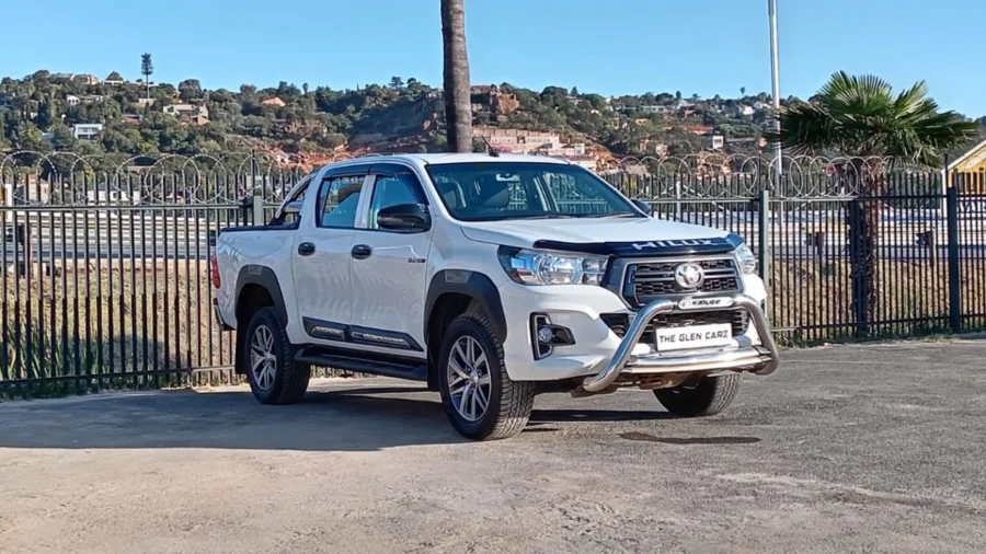 Used 2019 Toyota Hilux 2.4GD-6 double cab 4x4 SRX - THE GLEN CARZ Used 2019 Toyota Hilux 2.4GD-6 double cab 4x4 SRX - THE GLEN CARZ