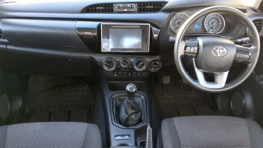 Used 2019 Toyota Hilux 2.4GD-6 double cab 4x4 SRX - THE GLEN CARZ Used 2019 Toyota Hilux 2.4GD-6 double cab 4x4 SRX - THE GLEN CARZ