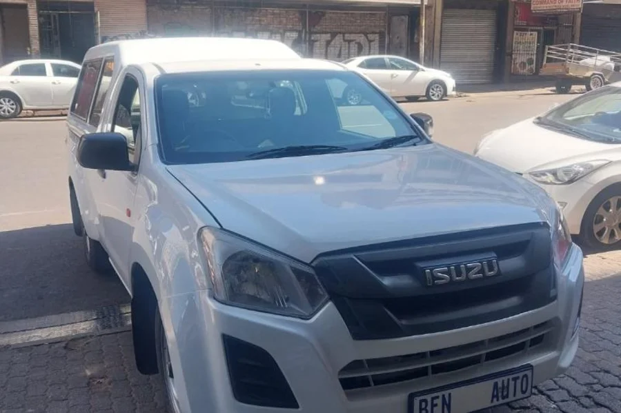 Used  2021 Isuzu KB 250 - Ben Auto