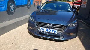 Used  2018 Mazda Mazda3 sedan 1.6 Active