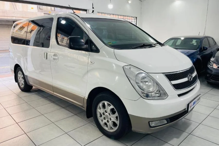 Used 2015 Hyundai H-1 H-1 2.4 wagon GLS - Dee Cars Used 2015 Hyundai H-1 H-1 2.4 wagon GLS - Dee Cars