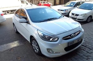 Used  2019 Hyundai Accent sedan 1.6 Fluid