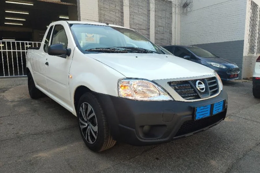 Used 2016 Nissan NP200 1.6i (aircon) - Venture Giant Investment Used 2016 Nissan NP200 1.6i (aircon) - Venture Giant Investment
