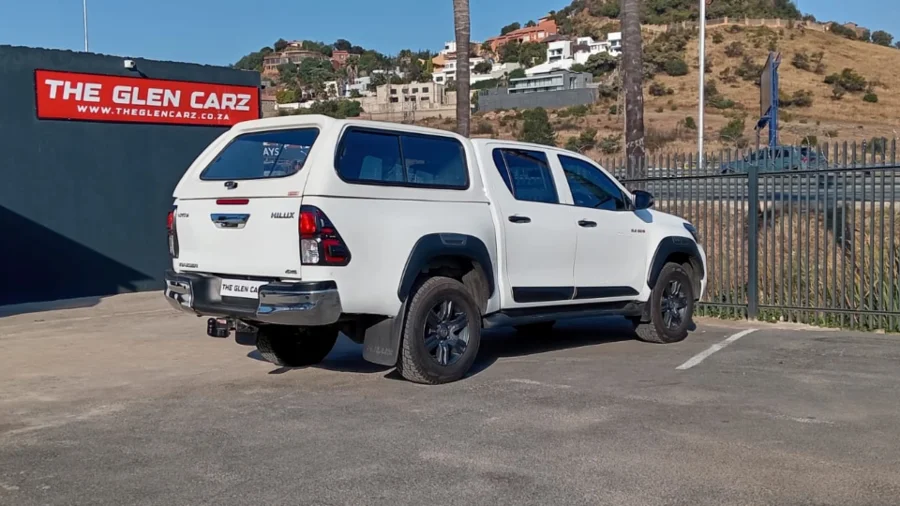 Used 2021 Toyota Hilux 2.4GD-6 double cab 4x4 Raider manual - THE GLEN CARZ Used 2021 Toyota Hilux 2.4GD-6 double cab 4x4 Raider manual - THE GLEN CARZ
