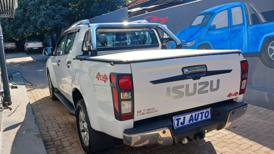 Used  2018 Isuzu KB 300D-Teq double cab 4x4 LX - TJ Auto Car Sales