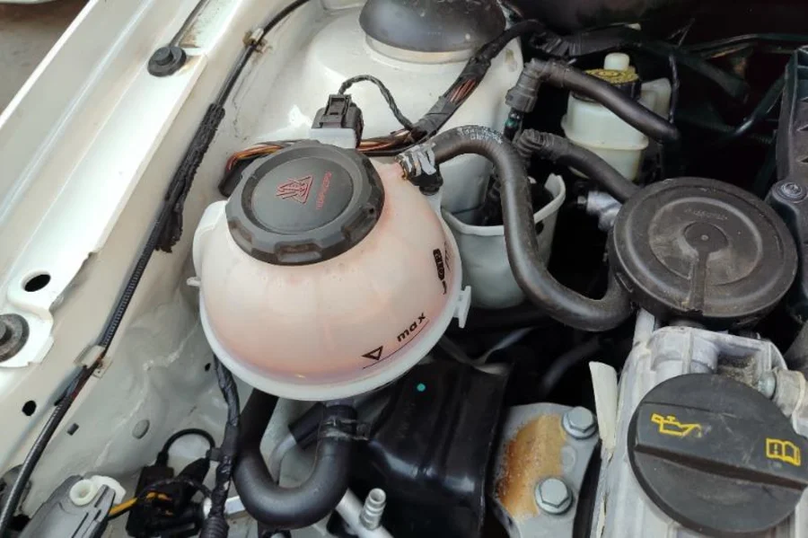 Used 2016 Volkswagen Polo Vivo hatch 1.4 Comfortline - Venture Giant Investment