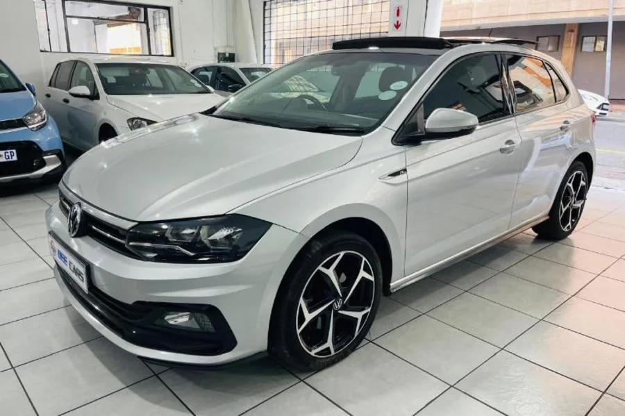 Used  2020 VW Polo hatch 1.0TSI Comfortline R-Line auto - Dee Cars