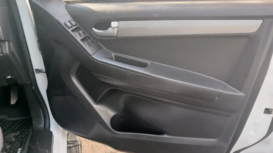 Used  2013 Isuzu KB 300D-Teq double cab LX - TJ Auto Car Sales