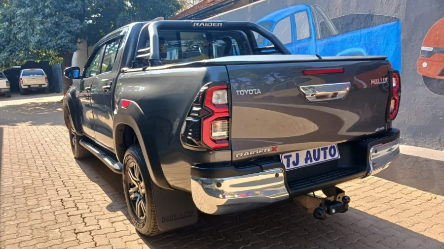 Used  2024 Toyota Hilux 2.4GD-6 double cab 4x4 Raider auto - TJ Auto Car Sales
