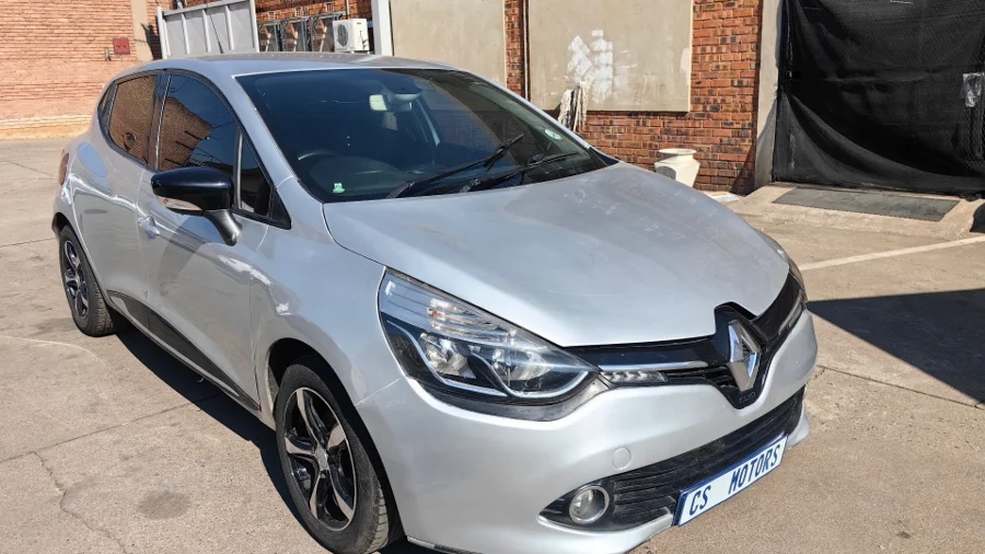 Used  2015 Renault Clio 66kW turbo Dynamique - CS Motors Used  2015 Renault Clio 66kW turbo Dynamique - CS Motors