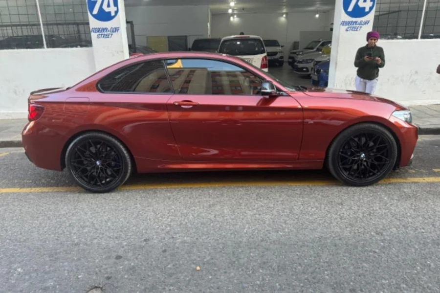 Used  2018 BMW 2 Series M240i coupe sports-auto - Marshalltown Auto Ridez