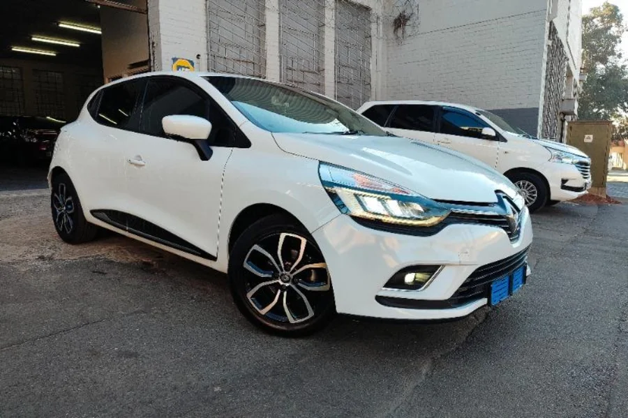 Used 2018 Renault Clio 66kW turbo Dynamique - Venture Giant Investment Used 2018 Renault Clio 66kW turbo Dynamique - Venture Giant Investment