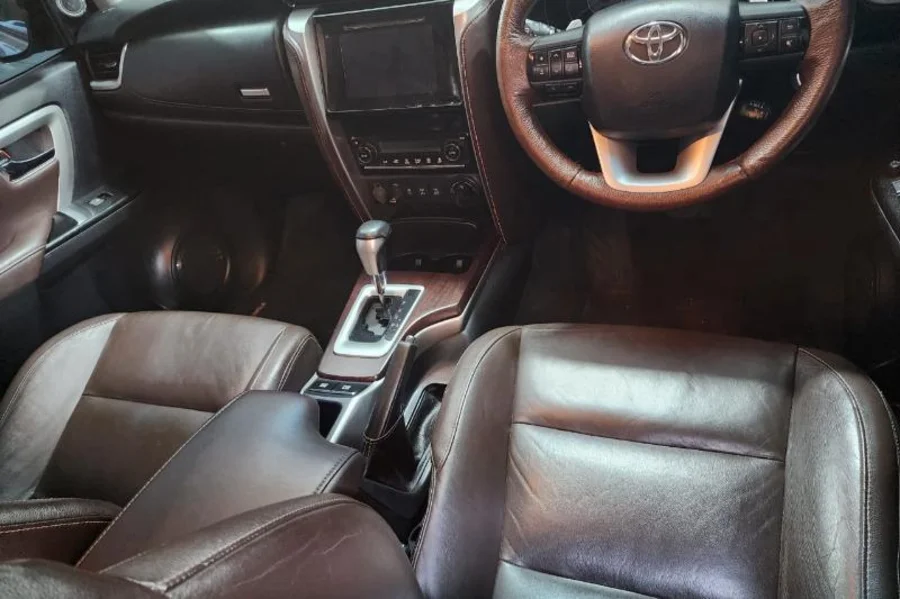 Used 2016 Toyota Fortuner 2.8GD-6 auto - GAPP Motors Used 2016 Toyota Fortuner 2.8GD-6 auto - GAPP Motors