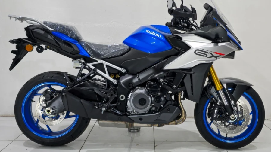 NEW 2025 Suzuki GSX-S 1000GX - JMD Motorcycles