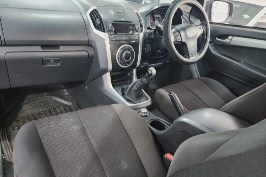 Used  2014 Isuzu KB 300D-Teq double cab 4x4 LX - GAPP Motors