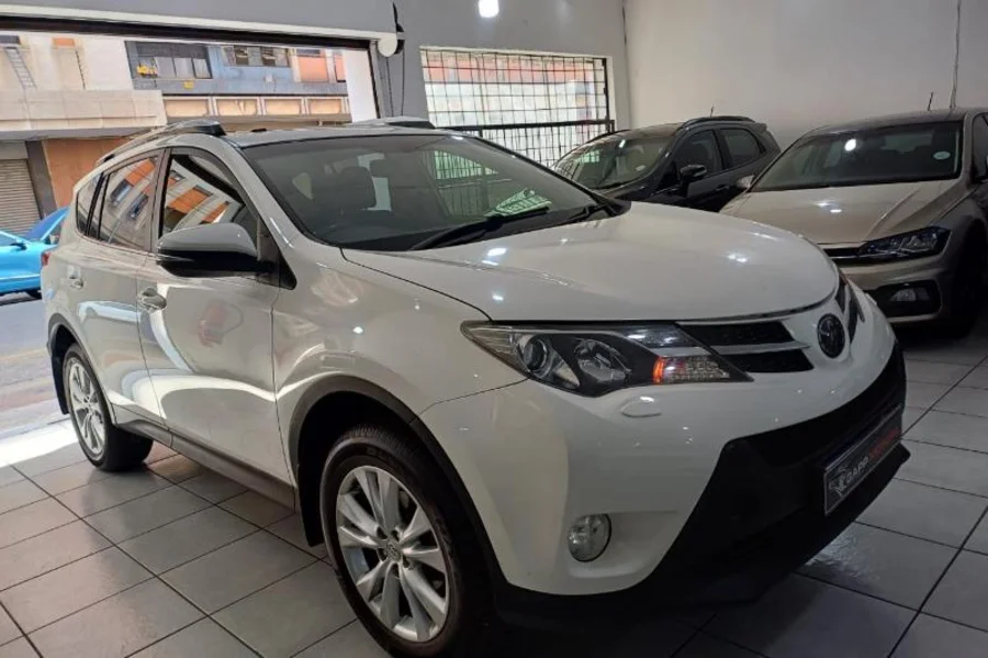 Used 2015 Toyota RAV4 2.0 VX Sky - GAPP Motors Used 2015 Toyota RAV4 2.0 VX Sky - GAPP Motors