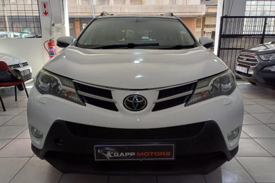 Used 2015 Toyota RAV4 2.0 VX Sky - GAPP Motors Used 2015 Toyota RAV4 2.0 VX Sky - GAPP Motors