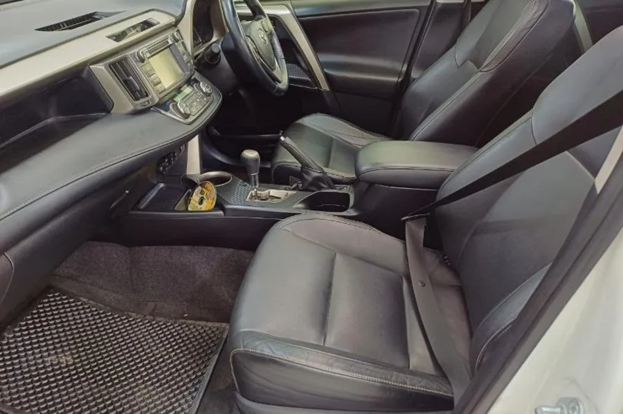 Used 2015 Toyota RAV4 2.0 VX Sky - GAPP Motors Used 2015 Toyota RAV4 2.0 VX Sky - GAPP Motors