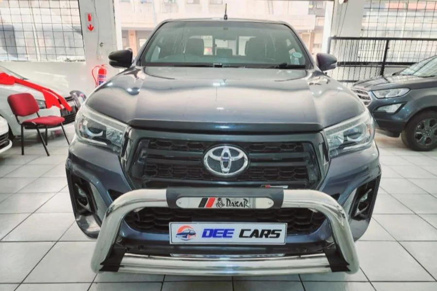 Used 2018 Toyota Hilux 2.8GD-6 double cab 4x4 Raider Dakar auto - Dee Cars Used 2018 Toyota Hilux 2.8GD-6 double cab 4x4 Raider Dakar auto - Dee Cars