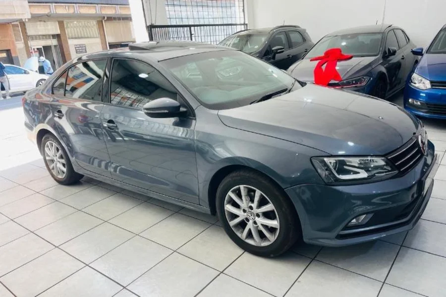 Used 2015 VW Jetta 1.6TDI Comfortline auto - GAPP Motors Used 2015 VW Jetta 1.6TDI Comfortline auto - GAPP Motors